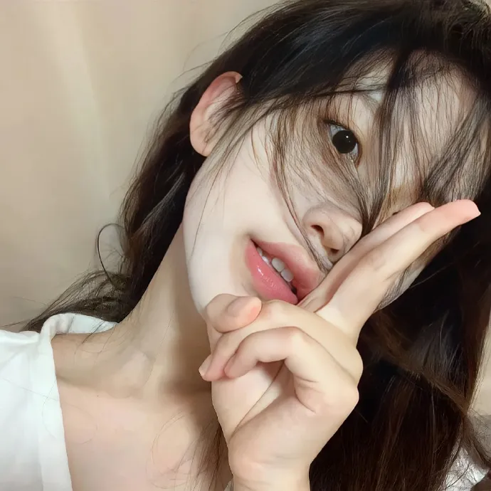 【深夜美食】《爱吃拉面的小泉同学》早见明里：为了吃遍全日本最好吃的拉面，女高中生的狂热日常