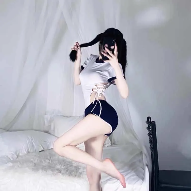 【灾难逃生】《极限逃生/EXIT》林允儿曹政奭：首尔全城被毒气笼罩，废柴男主的极限跑酷救命大法