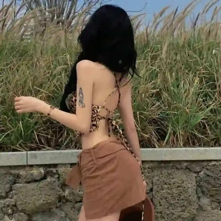 【爆笑动作】《特务搞飞机》严正化朴诚雄：隐藏在民间的最强特工大妈，在被劫持的飞机上大显神威