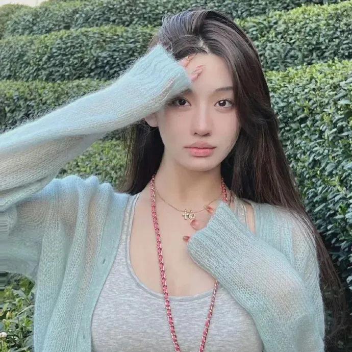 【大尺度复仇】《恶女》金玉彬动作封神：韩国版尼基塔，开场7分钟第一人称杀戮视角燃爆影史